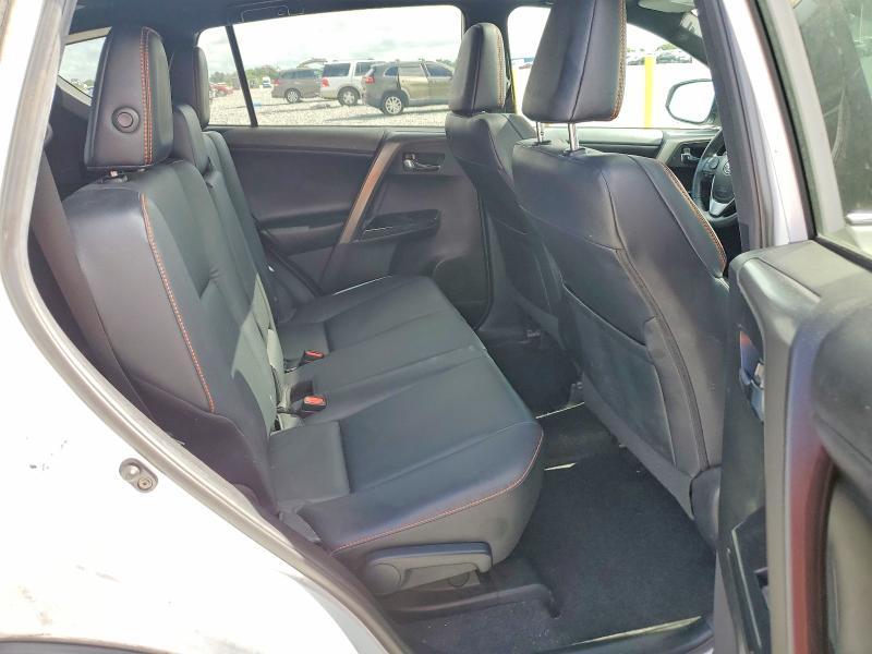 2017 Toyota Rav4 se