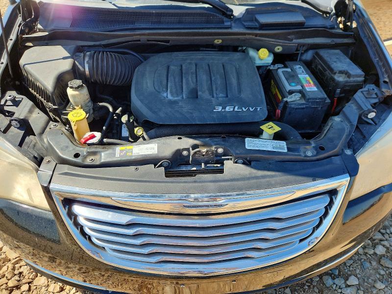 2014 Chrysler Town & Country Touring