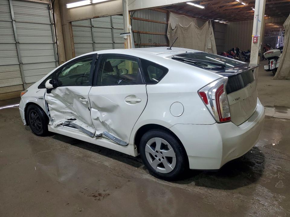 2015 Toyota Prius two