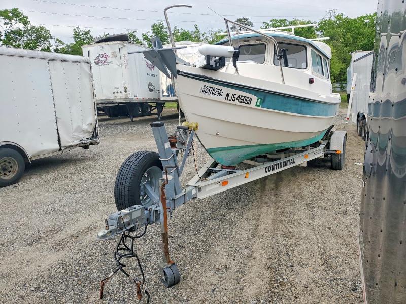 2001 Cape Dory Boat