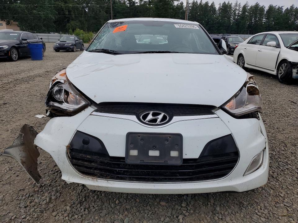 2016 Hyundai Veloster Base