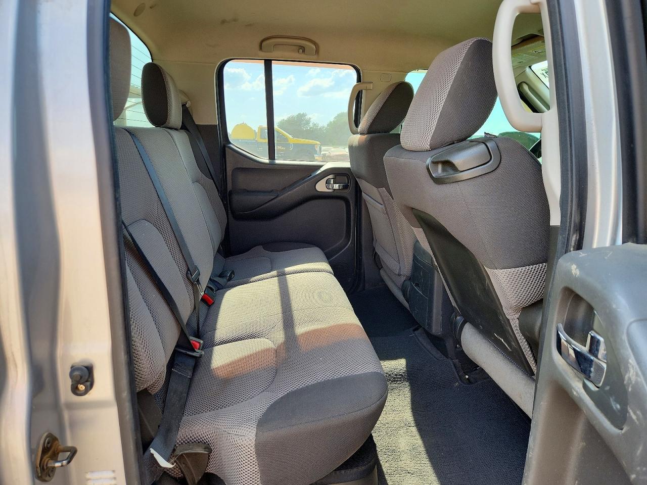 2011 Suzuki Equator Sport