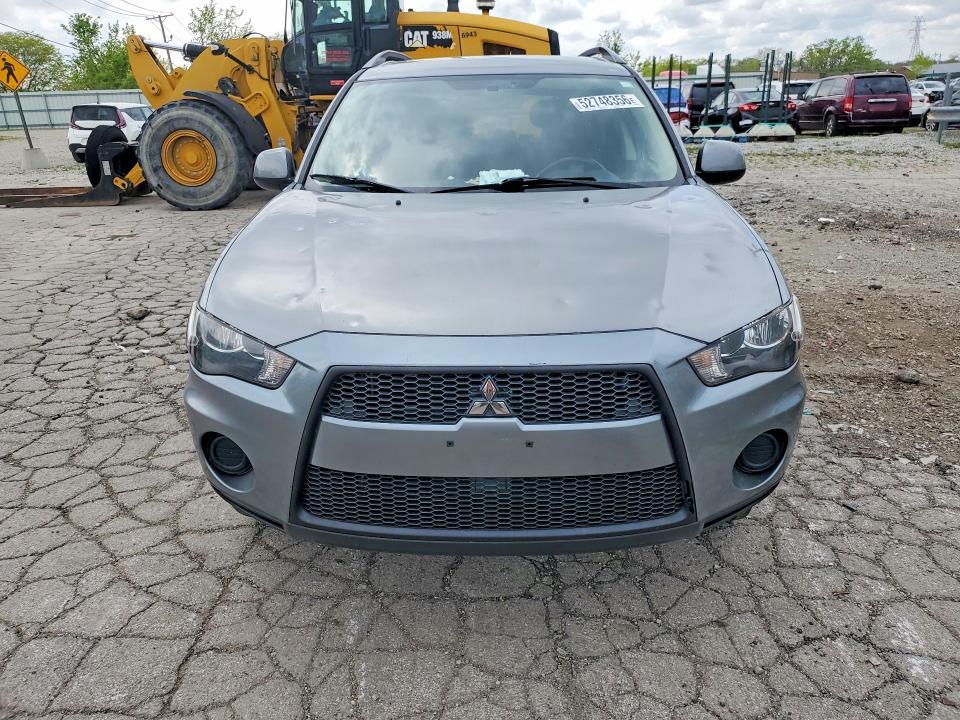 2013 Mitsubishi Outlander es