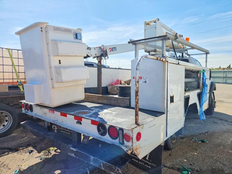 2011 Ford F450 Super Duty Bucket Truck
