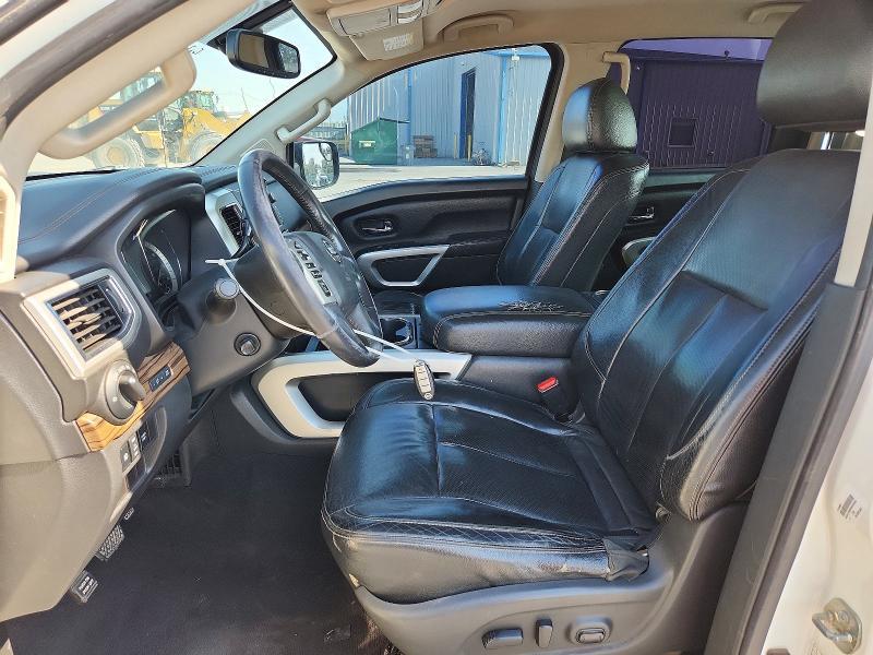 2017 Nissan Titan SL