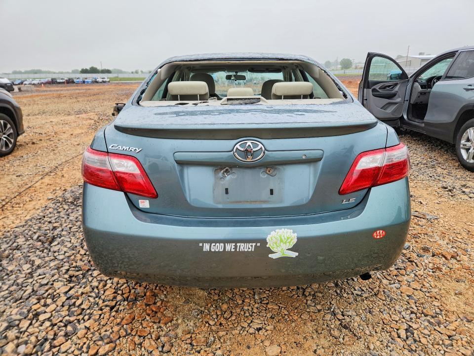 2009 Toyota Camry le