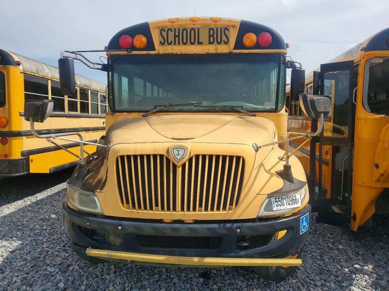 2013 Icrp 2013 IC Corporation CE Series School-School Bus