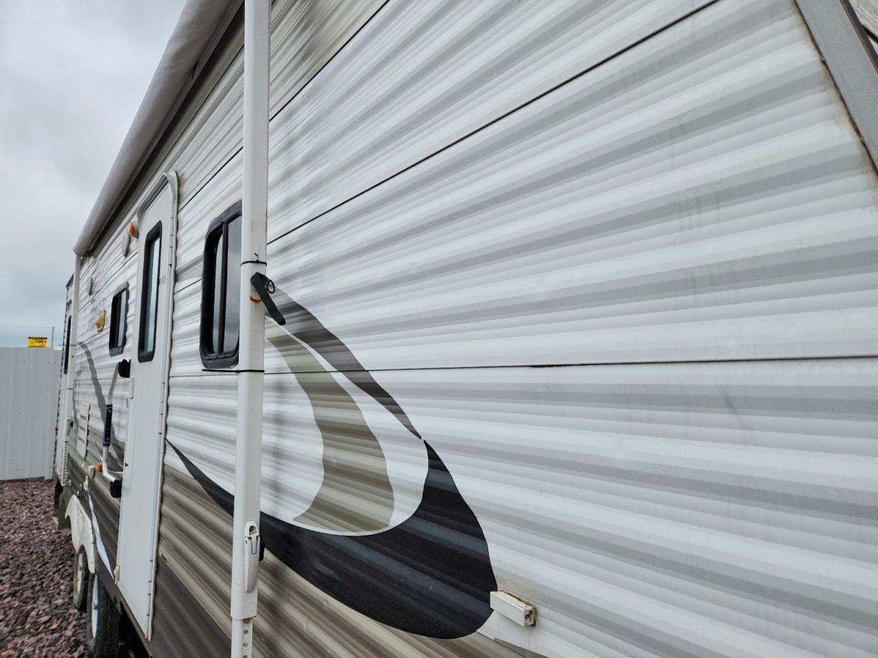 2014 Crossroads Zinger Camper