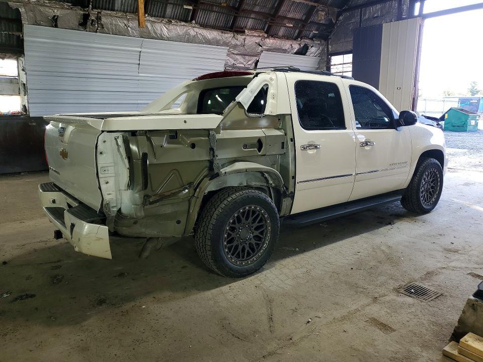 2013 Chevrolet Avalanche LTZ