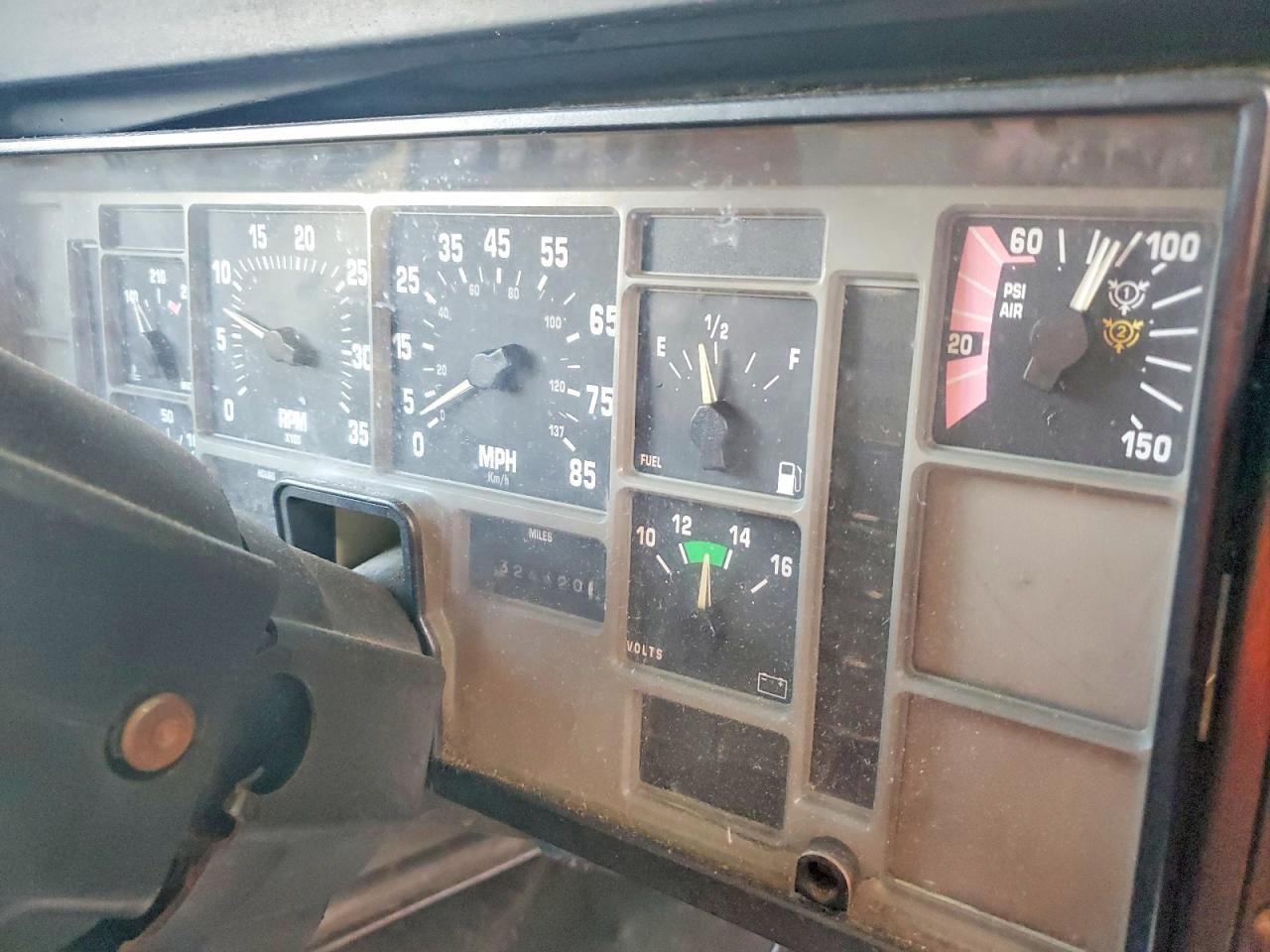 1999 International 3000 3800