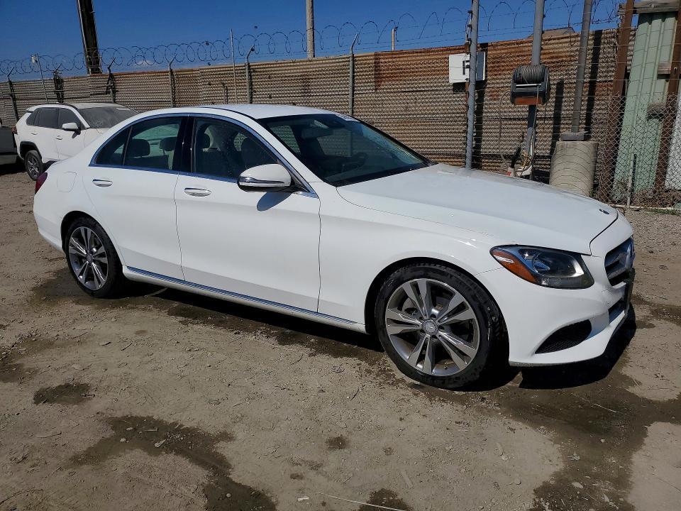 2016 Mercedes-Benz C300