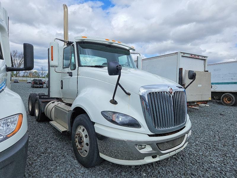 2015 International LF687 Semi Truck