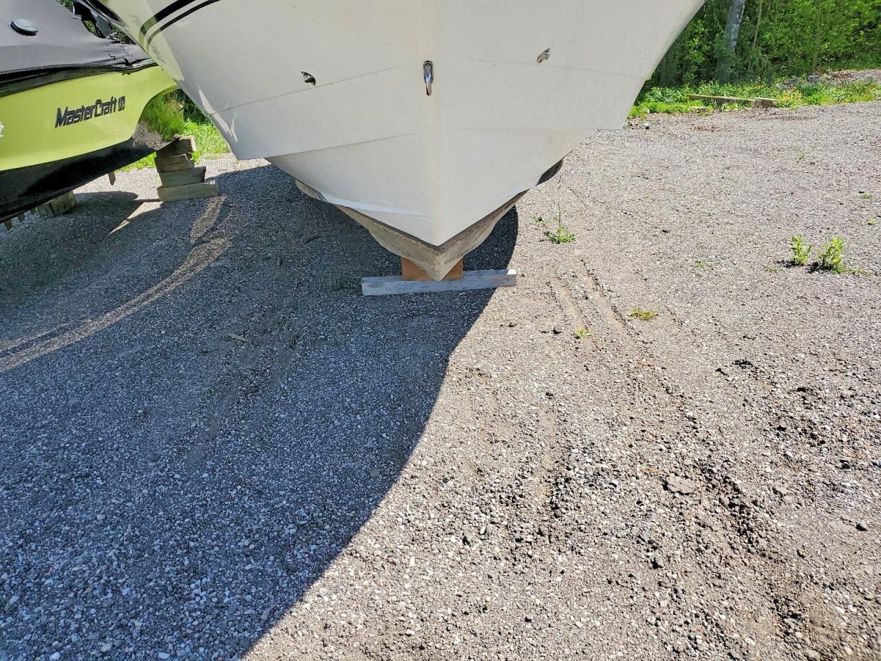 1989 Thundercraft Boat