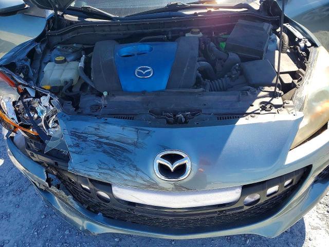 2013 Mazda 3 I