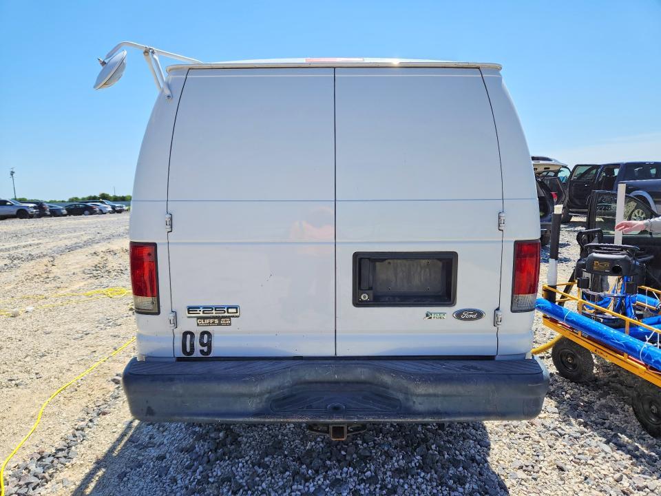 2009 Ford Econoline E250 van