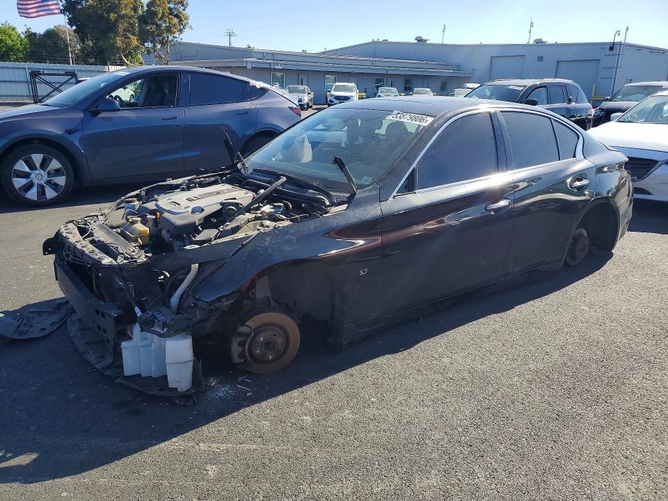 2014 Infiniti Q50 Premium