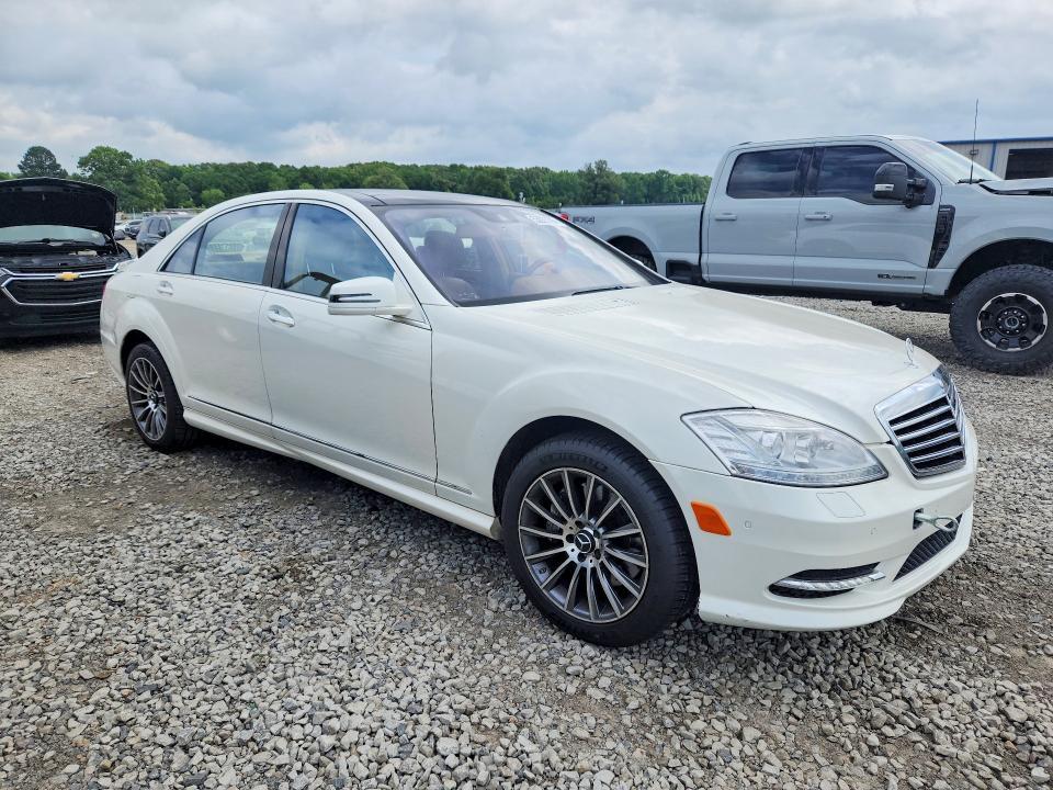 2011 Mercedes-Benz S 550