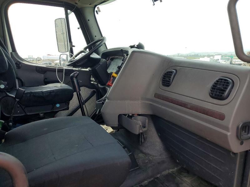 2015 Freightliner 114SD