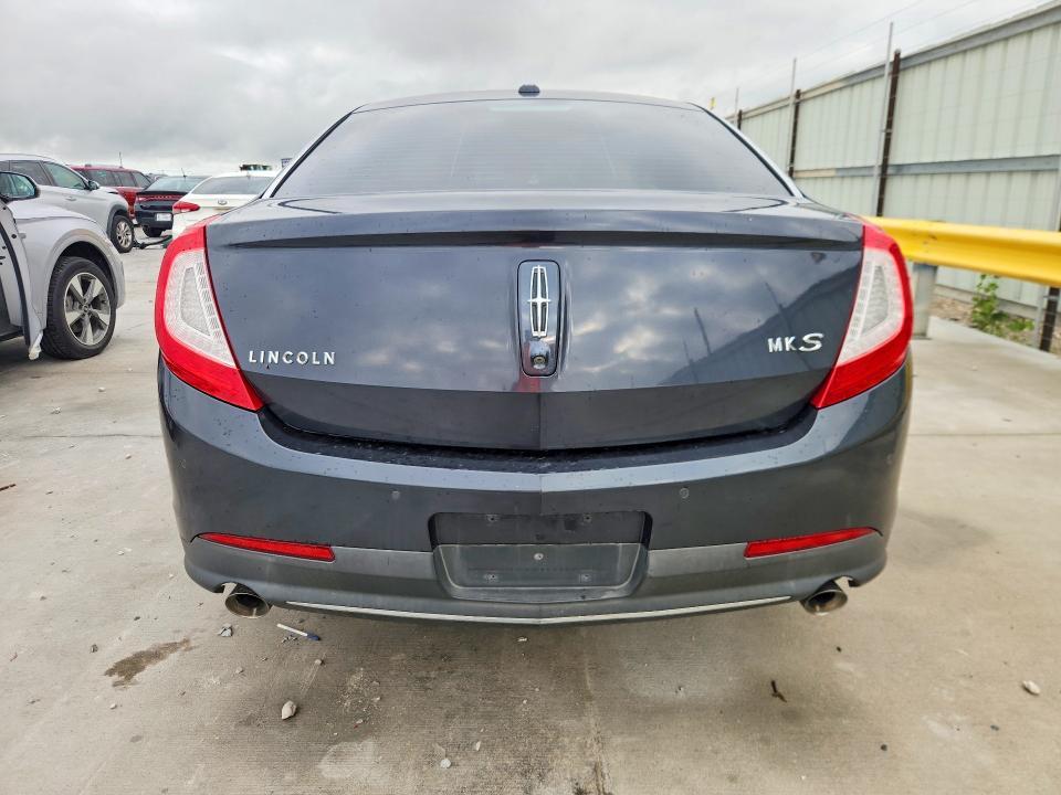 2014 Lincoln MKS