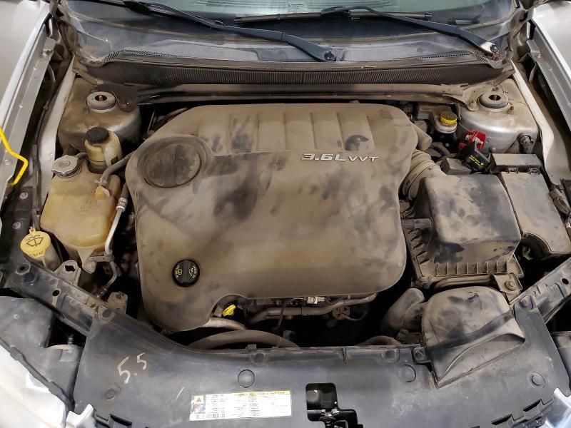 2012 Dodge Avenger se