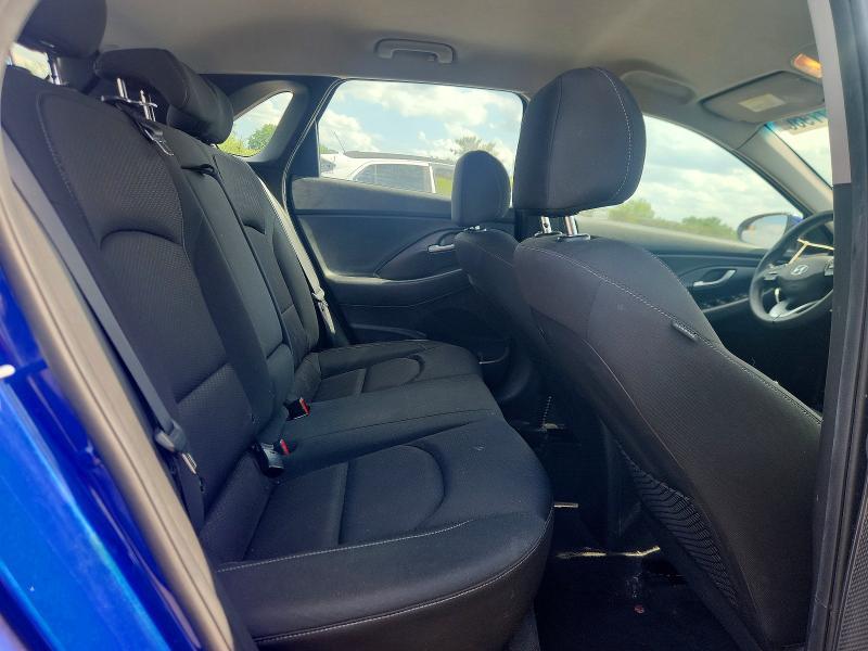 2019 Hyundai Elantra gt Base