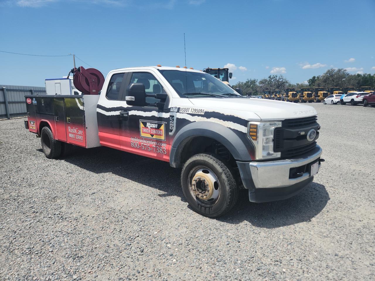 2019 Ford F450 Super-Semi Truck
