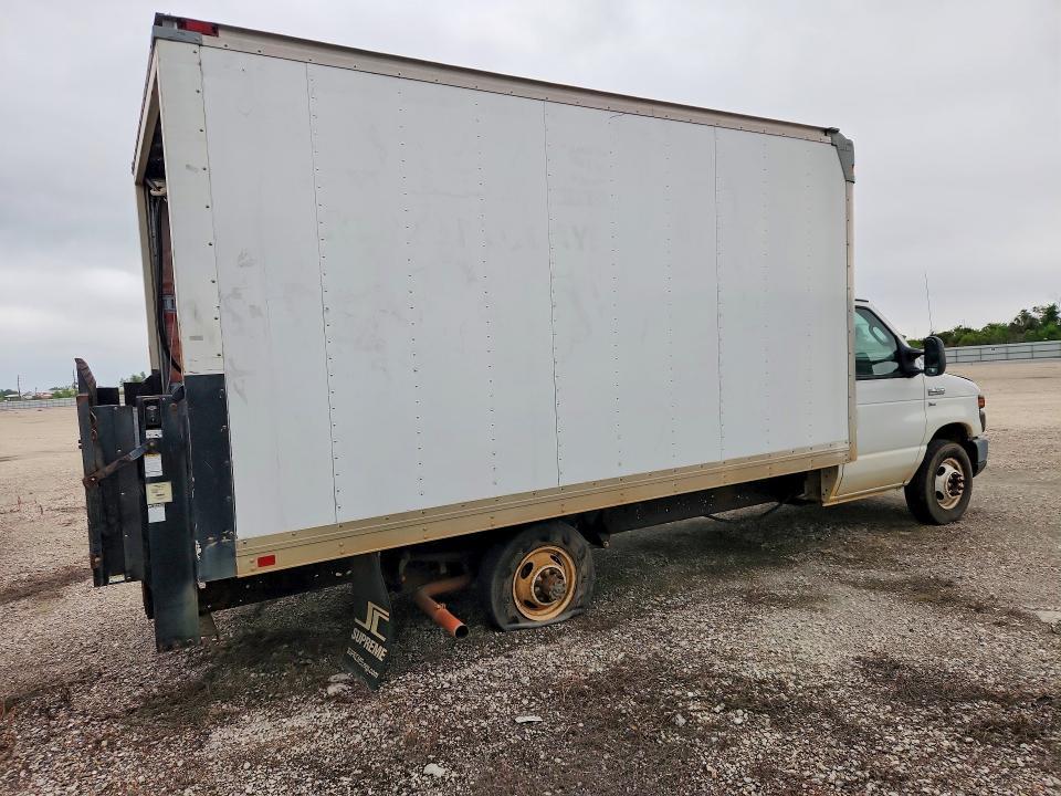 2012 Ford E350 BOX Truck