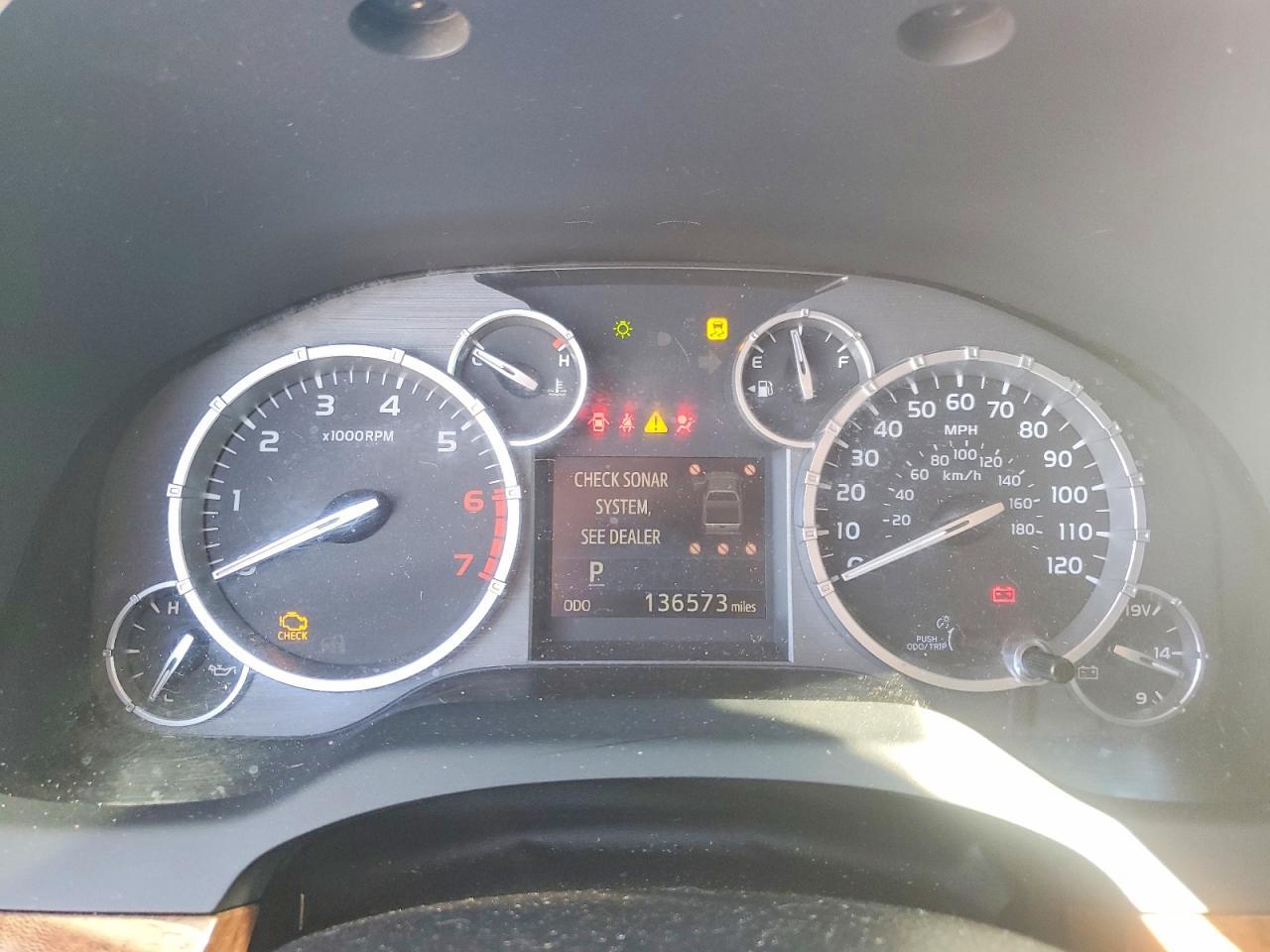 2014 Toyota Tundra Crewmax Platinum