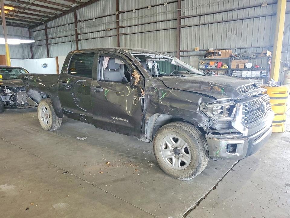 2018 Toyota Tundra Crewmax SR5