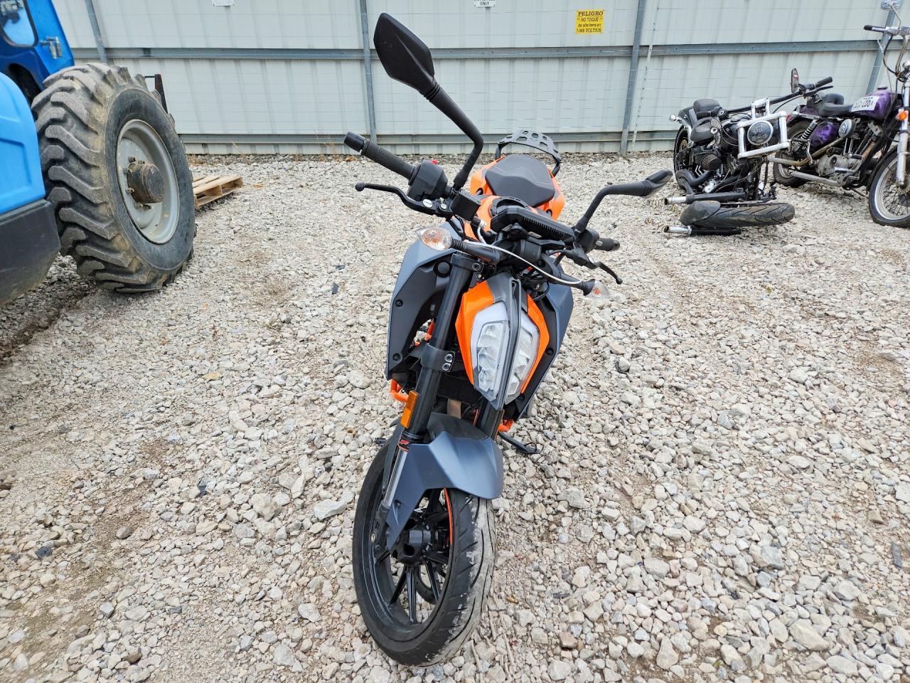 2023 KTM 390 Duke
