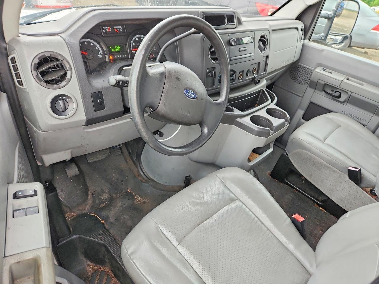 2012 Ford Econoline E350 Super Duty Van
