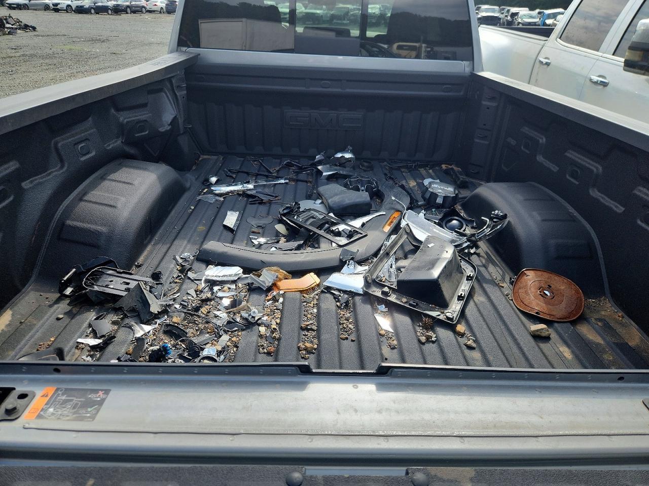 2026 GMC Sierra K2500 SLT