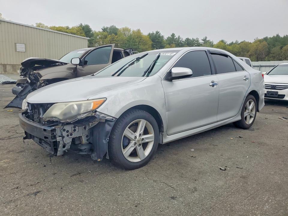 2014 Toyota Camry se