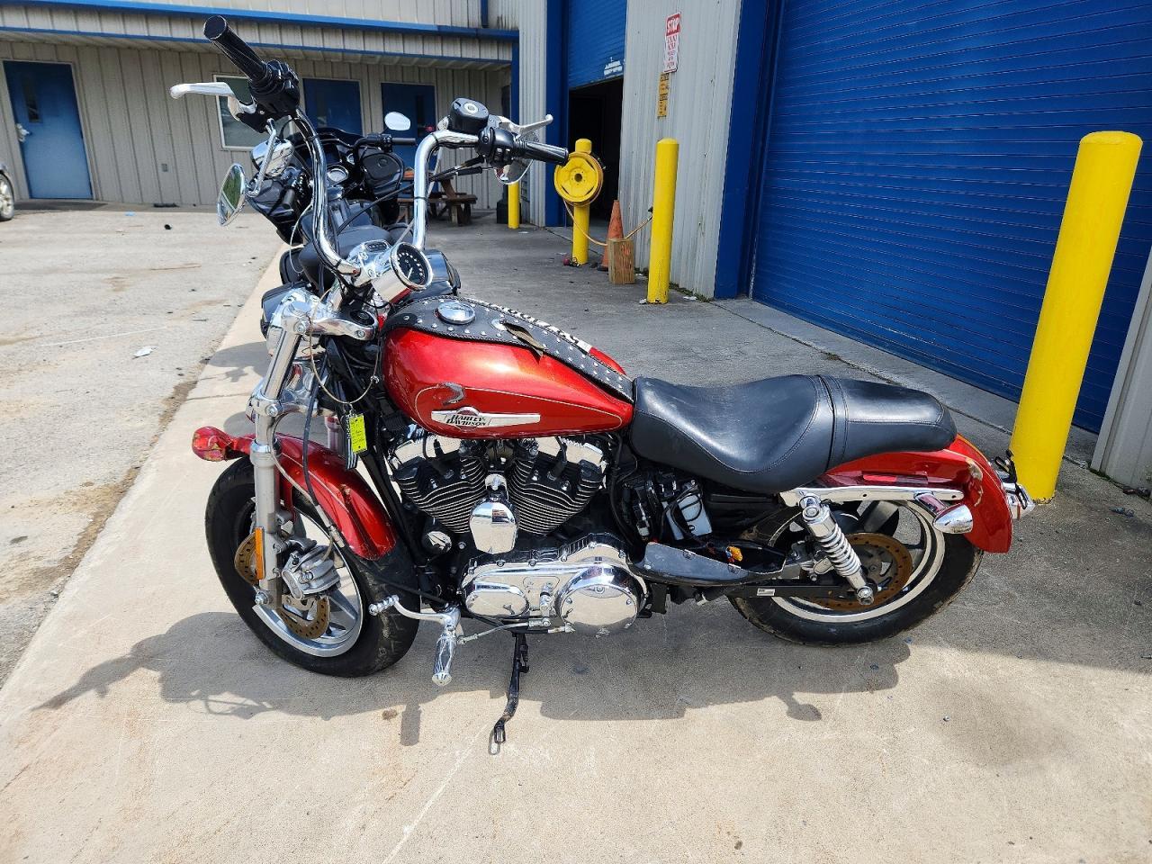 2014 Harley-Davidson XL1200 C