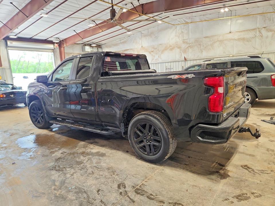2022 Chevrolet Silverado K1500 Custom