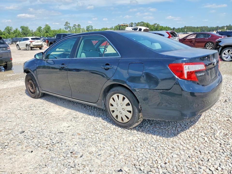 2012 Toyota Camry le