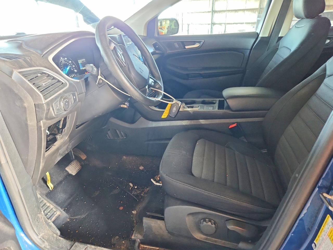 2021 Ford Edge se