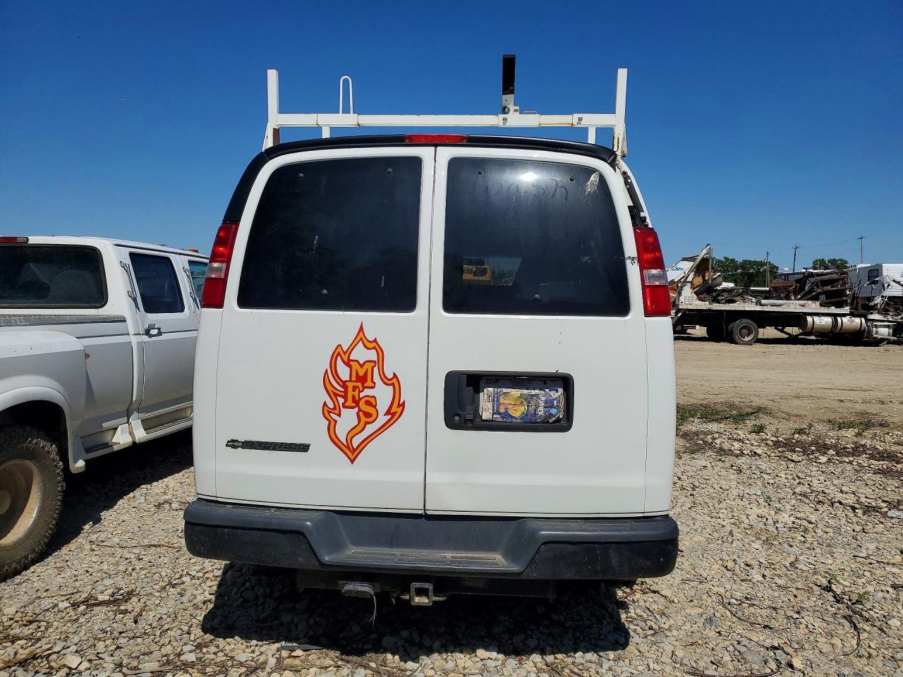 2017 Chevrolet Express G3500 LS