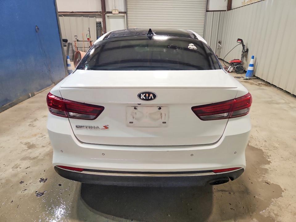 2018 KIA Optima s