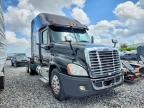 2015 Freightliner Cascadia Semi Truck