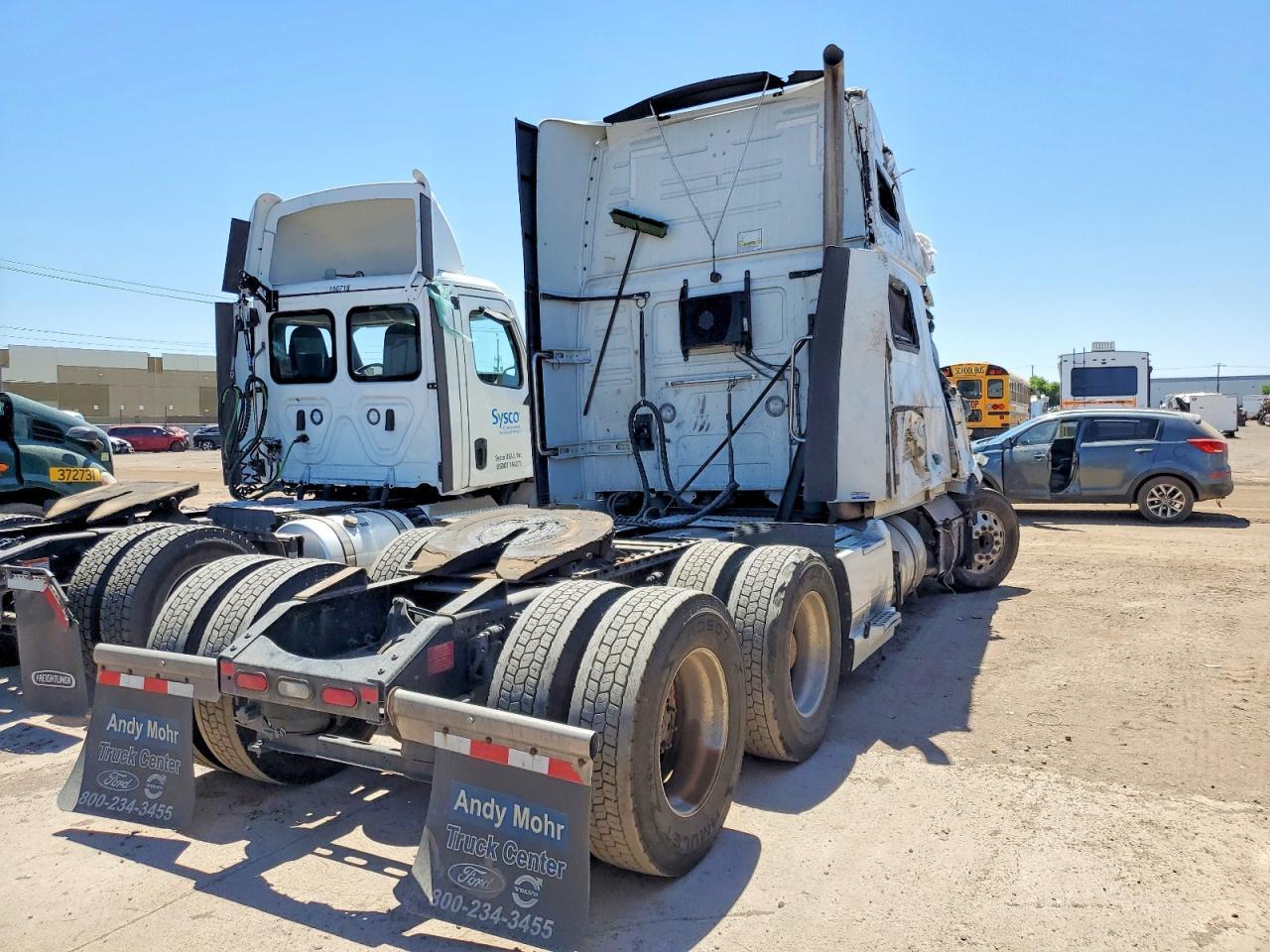 2021 Volv O VNL Semi Truck