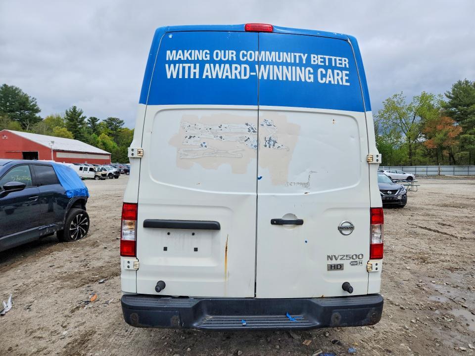 2014 Nissan NV
