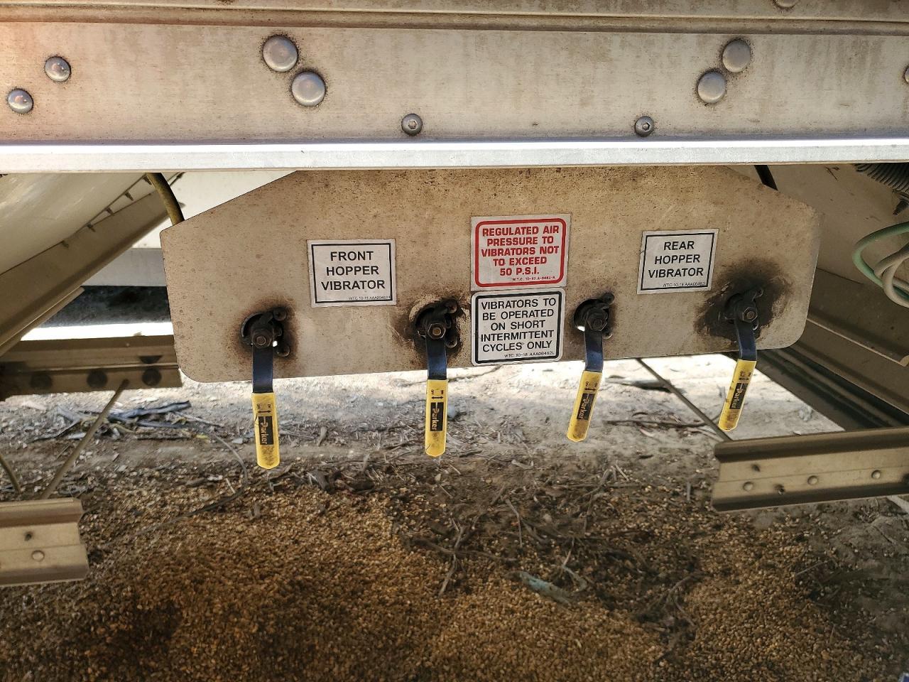 2024 Wilson DWH-750B Grain Trailer