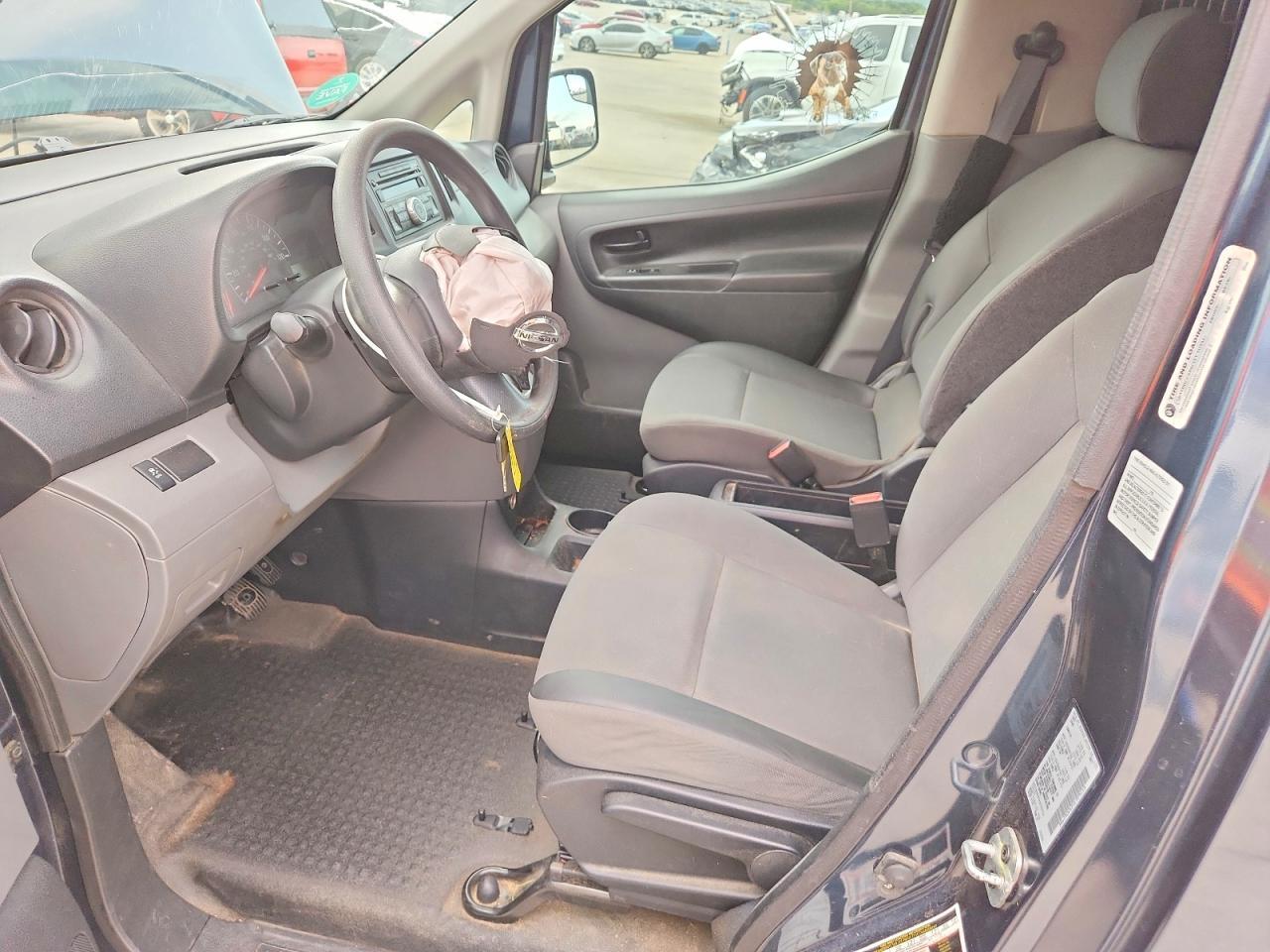 2017 Nissan NV200 S