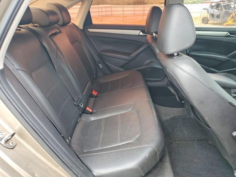 2015 Volkswagen Passat s