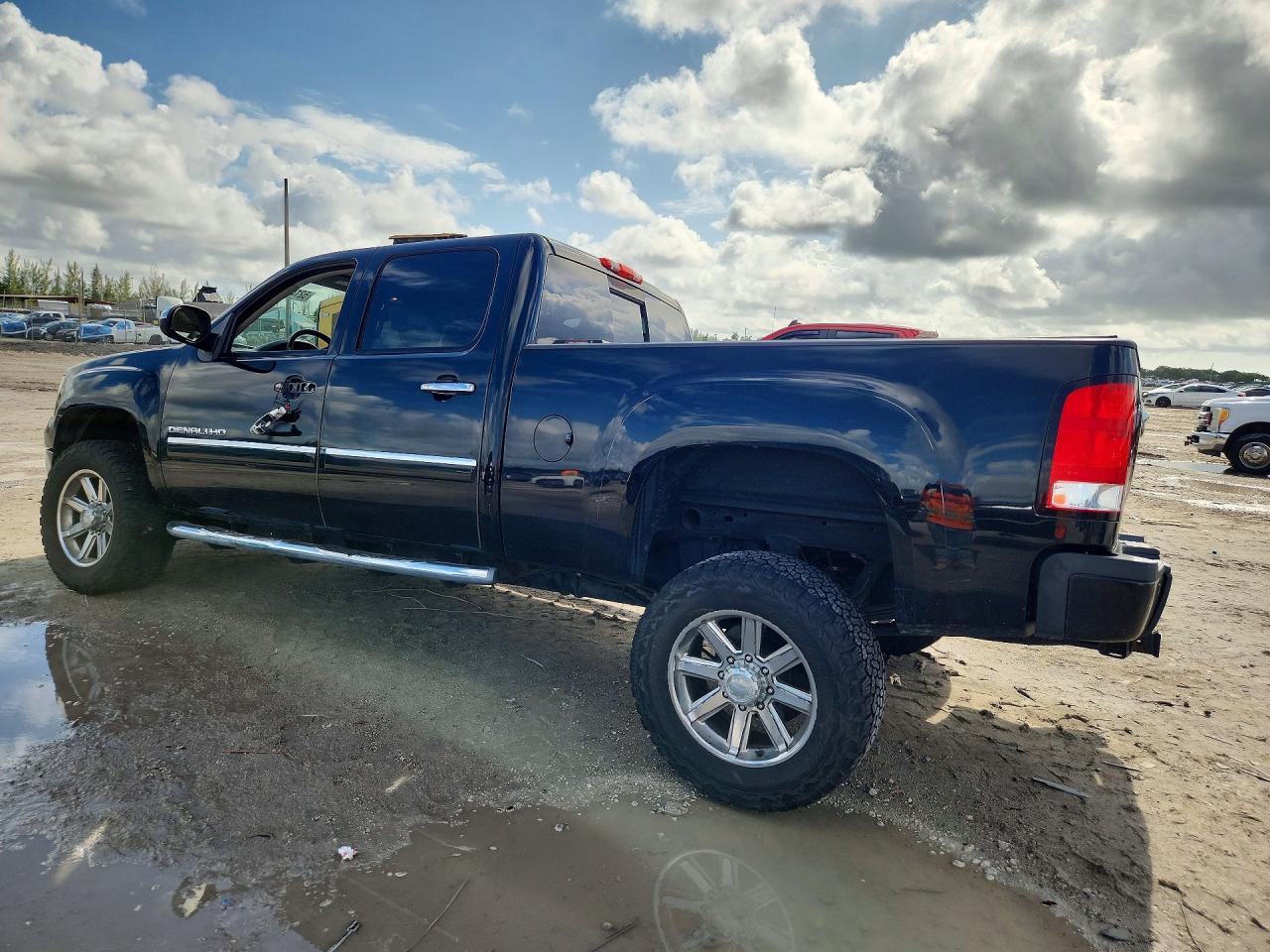 2013 GMC Sierra K2500 Denali