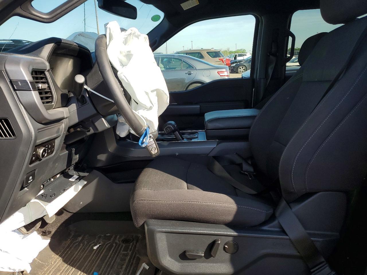 2025 Ford F150 XLT