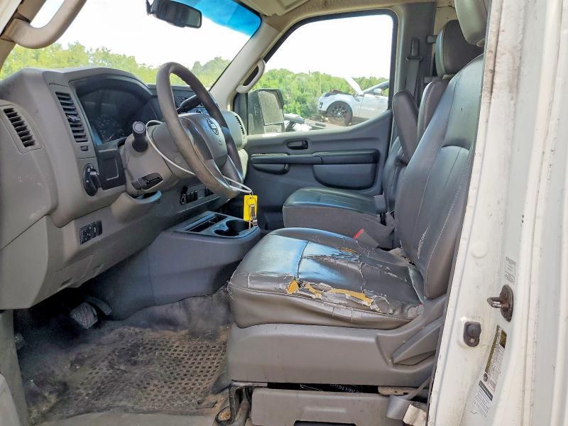 2013 Nissan NV 2500 HD S