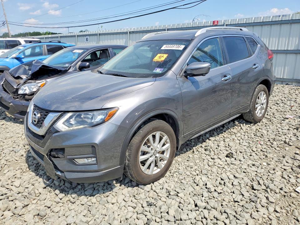 2017 Nissan Rogue sv
