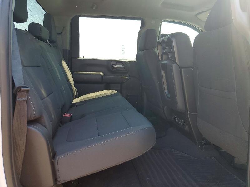 2022 Chevrolet Silverado K3500 LT